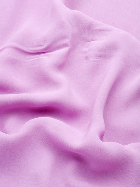 A unique and modern twist to traditional sarees, minimal sarees feature understated details, like scalloped hems and delicate borders in light-to-carry fabrics. bordered sarees, chikan sarees, chikankari sarees, organza sarees, elegant sarees, party, party wear sarees, organza sarees, chicken, chickenkari, chicken saree, lucknowi chikankari saree, saree