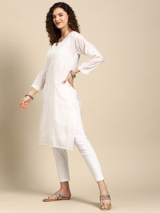 Saadgi Chikankari Handcrafted White Chanderi Silk set with Chikankari Pants & Bandhej Dupatta (3 piece set)
