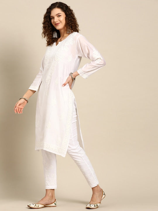 Saadgi Chikankari Handcrafted White Chanderi Silk set with Chikankari Pants & Bandhej Dupatta (3 piece set)