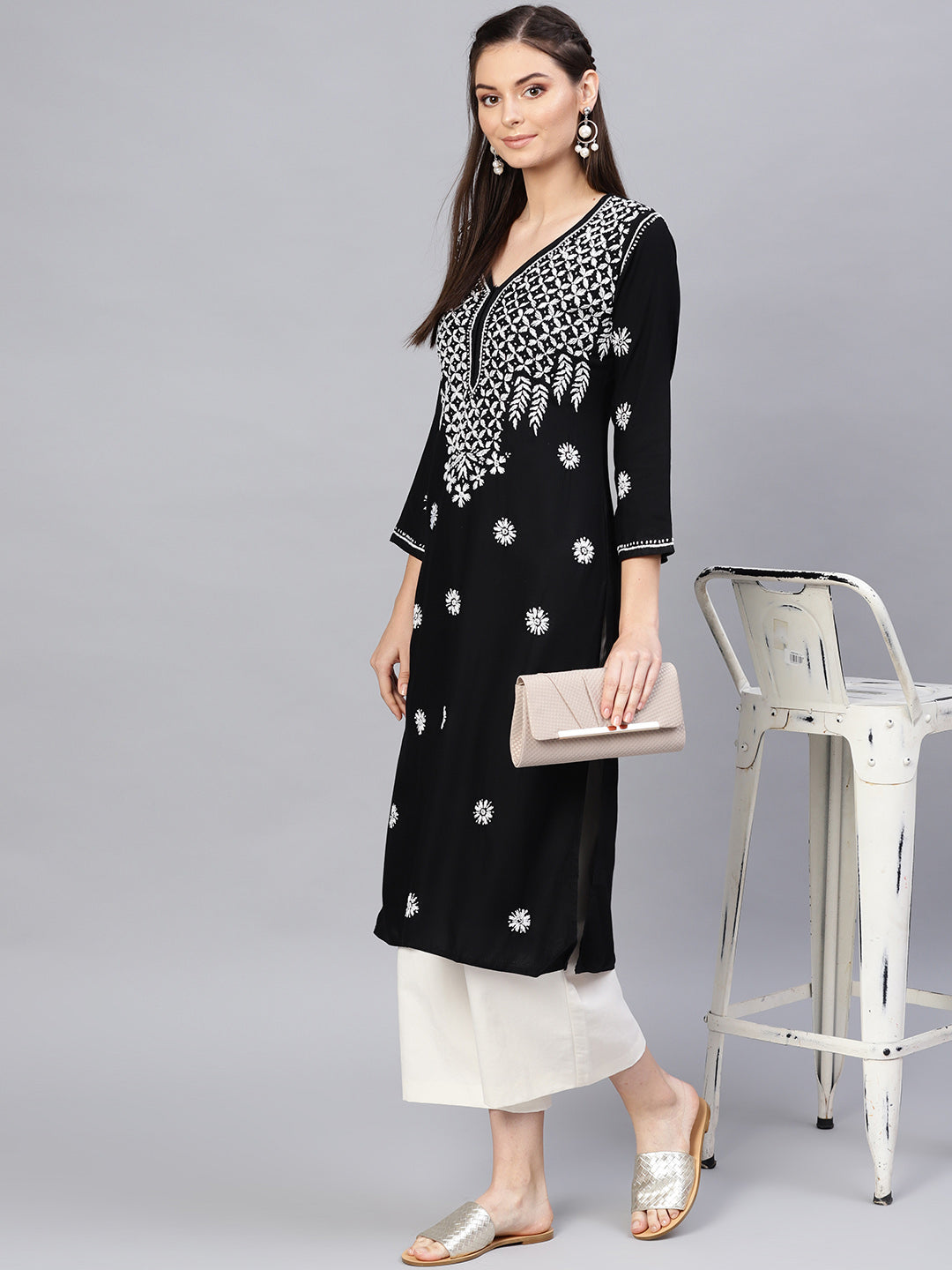 Saadgi Hand Embroidered Black Lucknowi Chikankari Kurta